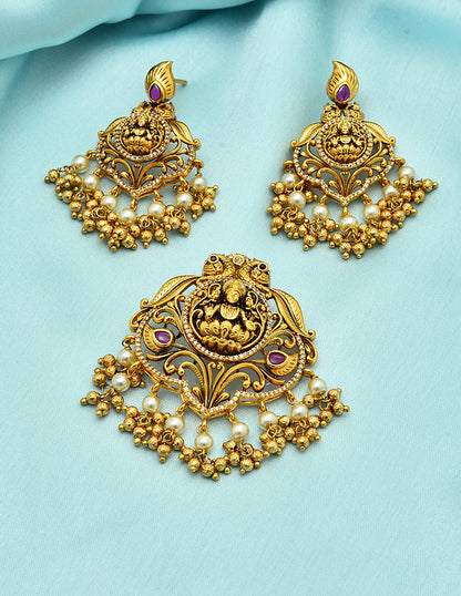 Designer Kempu Ramparivar Pendant Set