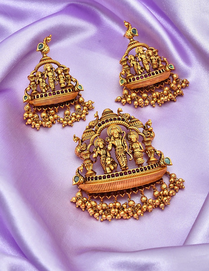 Designer Kempu Ramparivar Pendant Set