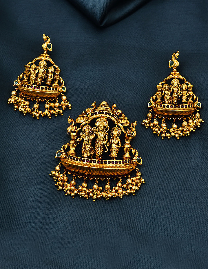 Designer Kempu Ramparivar Pendant Set