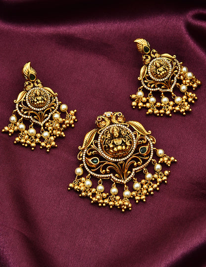 Designer Kempu Ramparivar Pendant Set