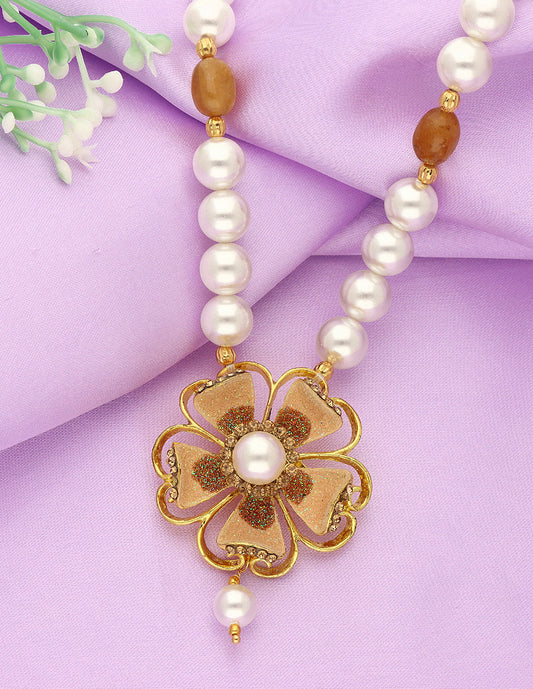 Designer Pearls and Monalisa Beads Floral Pendant Mala