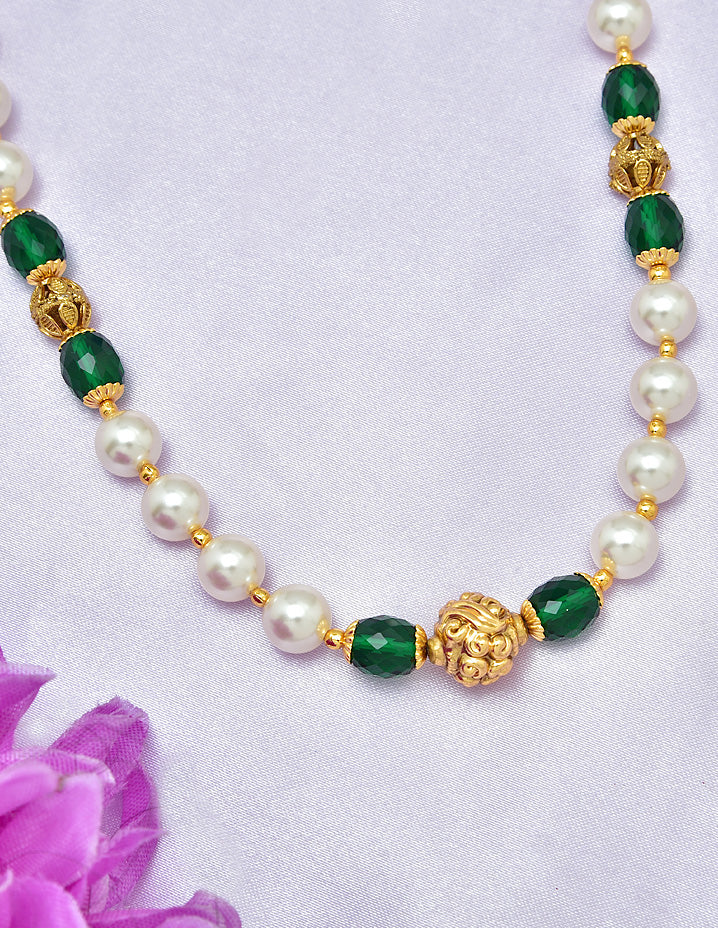 Designer Pearls and Green Beads Mala