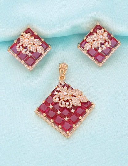 Zirconia Gold Polish Pendant Set