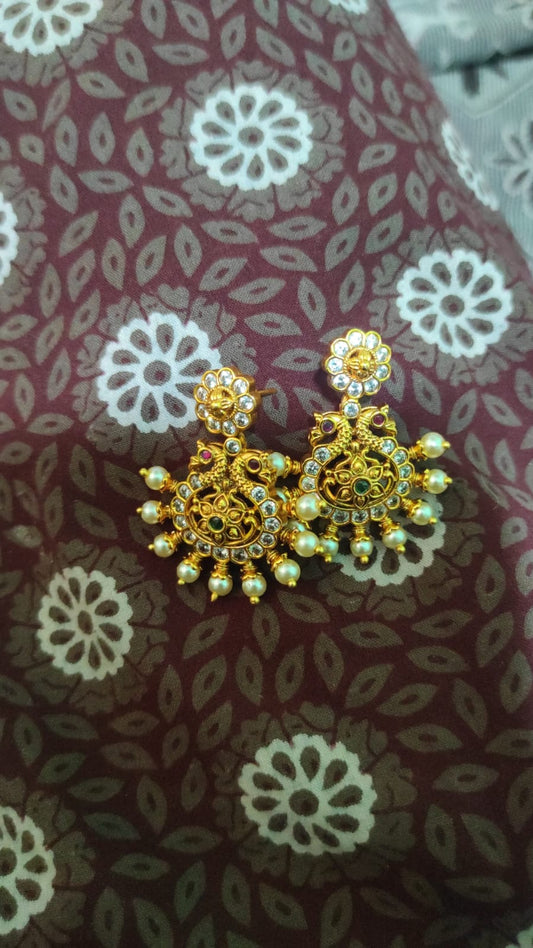 Earrings 143397